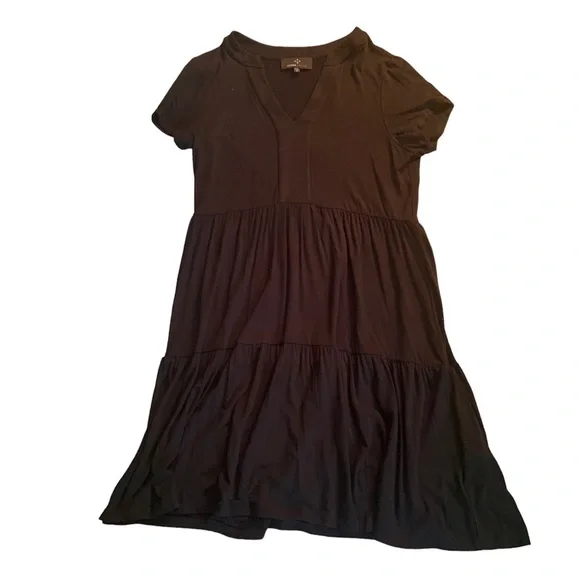 Ronni Nicole tiered black dress - Picture 1 of 4